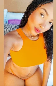 cloe_25 I LOVE MYSELF Pic 3