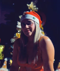 julietha_taylor Merry Christmas 🎄🌟 Immagine  2