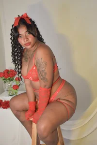 Happy and Hot Valentine's Day 🔥 de Isabella_moreau  3 Imagens