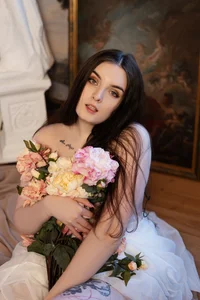_Shy_Jenny_: Silk & Curves ( 3 фото)