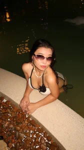 Yuki_glow Public Pic 3
