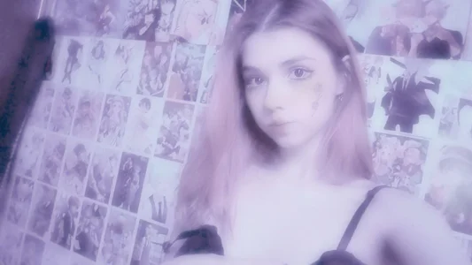 YumikoMori: The chaos of filters😂😵‍💫 ( 3 фото)