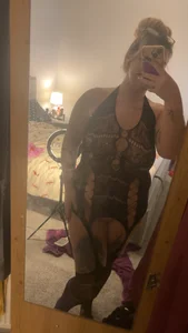 Curvy_Rosie99 Revealing Pic 7