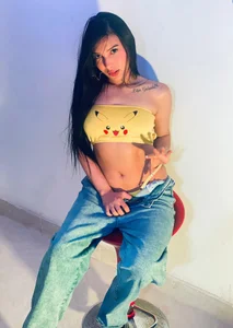 beautiful yellow🙈 od burbuja_pink_  9 snímek