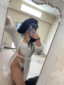 Allisonn223 White🤍 зображення 5