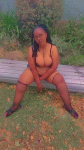 Ebonyboobsmilk Milkboobs Billede