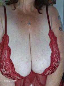 Scarlett2373 Public  5টি ছবি