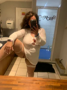 curvyisabella90's photo