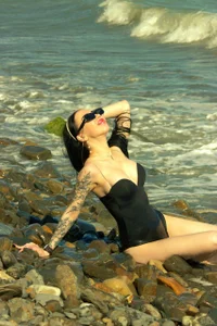 GloriaLush Public Immagine  5