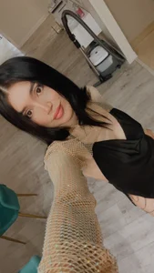 SexyEileen- Public Pic 5