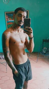 Public de Lirohot  4 Imagens