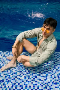 Pool Party 💦😎 de EthanSantori  4 Imagens