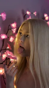 Zdjęcia ElsaDivine Midnight Touch ✨: 