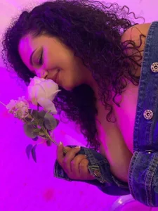 _aithanaa_ Public Pic 2