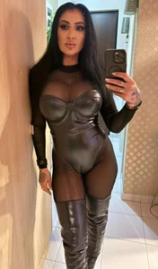 Zdjęcia Mistress-Kennya leather2: 