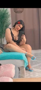 TianaGlow26 Curves Rule صورة واحدة|TianaGlow26 Curves Rule صورتان|TianaGlow26 Curves Rule  4 صور|TianaGlow26 Curves Rule  4 صورة