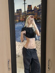 krisliiiia Public Pic 3