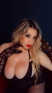 MissSophiia Goddess-like perfection Pic 4