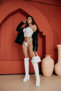 TaniaSmith1 kullanıcısının Visual Charm💖 albümü -  3 fotoğraf