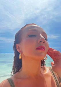 MarlaRed Public Pic 7