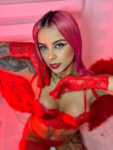 pearlconnelI am a love图片 2