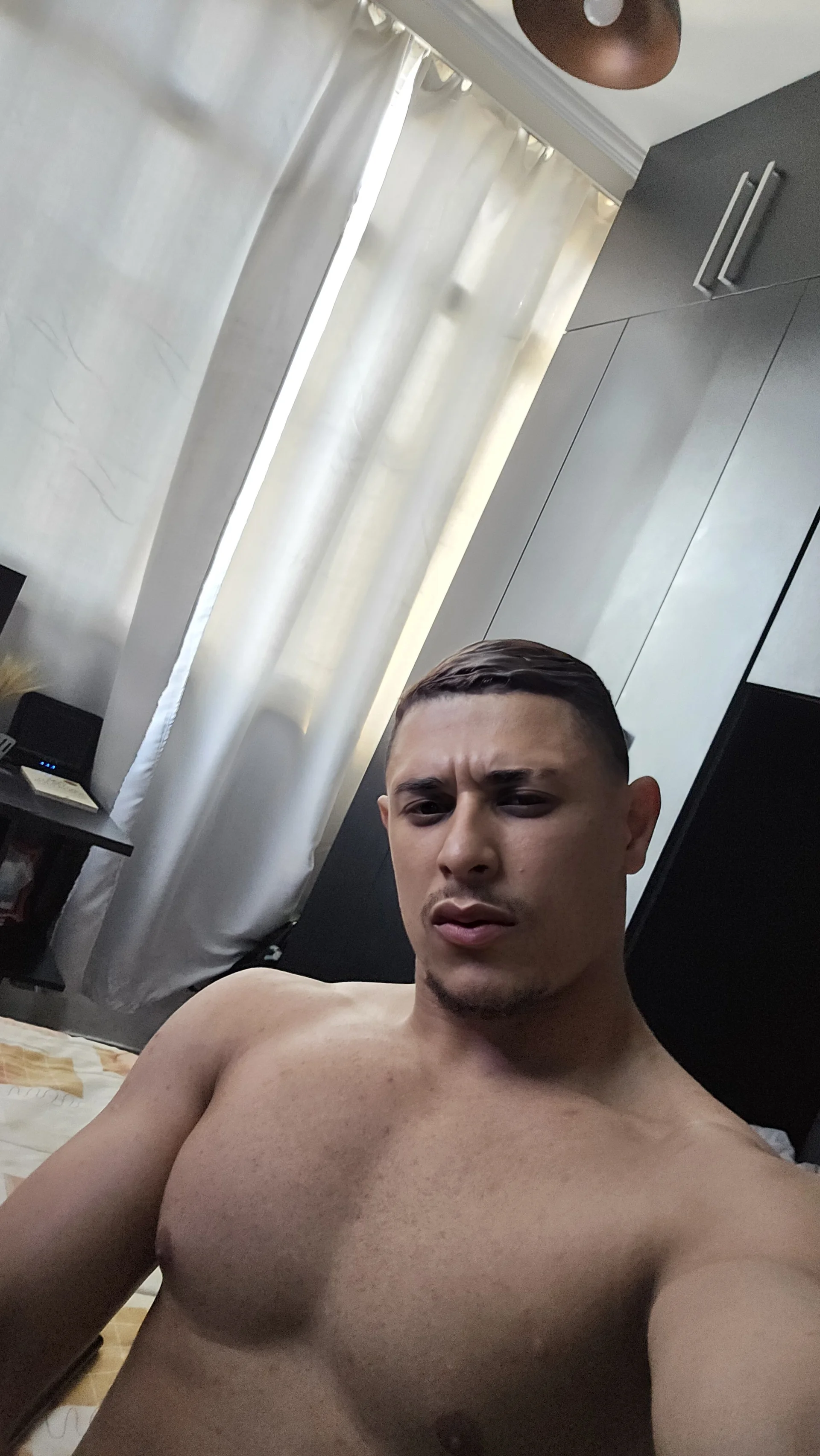 Miketesao Public Poză 3