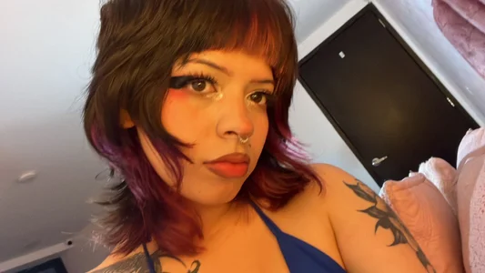 Cute face 😇 de Natasha_otson  5 Imagens