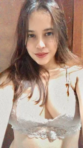 PiaGelvez Public Pic 5