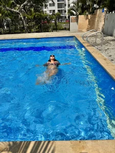 PamelaFtMia PISCINA Pic 2