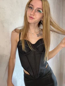 NellieEinspahr A slight hint Poză 2