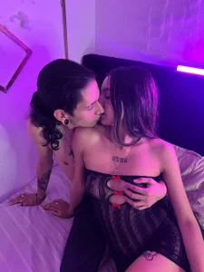 DarkLiightt welcome to my room🥵 Pic 2