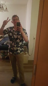 AsianMilfnterBerlin Public Pic 4