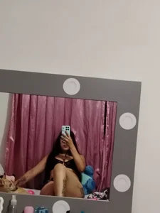 Mmelissaa Public Pic