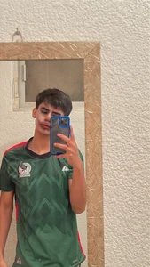 ErickhotddjotsのMX🔥🫦の枚の写真