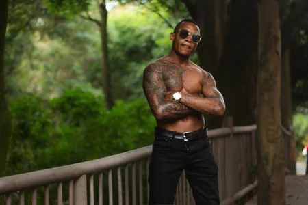 esteveen_ortegas_ Welcome July Immagine 