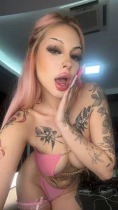 ValerieIce Get to know me Pic 7