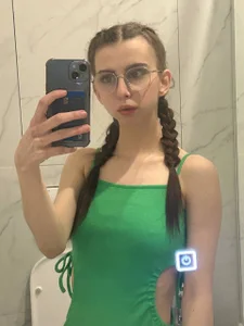 BellaRoseW Public Pic 2