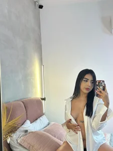 IVONNEREYES Public Poză 3