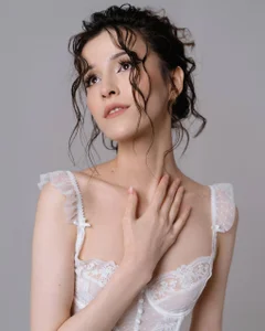 Ella_HayesPublic图片 5