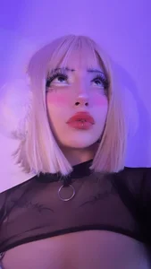 Melody-chers Thursday break my puss... Pic