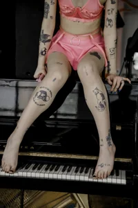 Alex_Fck: PLAYBOY RABBIT ^^ ( 4 фото)