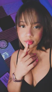 ZaraBlazze1 I have a smile for you and a secret to discover. 💋 Kuva