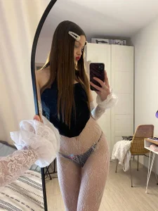 natur_ella Farming My Aura Poză 5