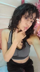 Tyna01のTyna Cute 💜💜の 2枚の写真