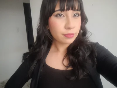 JadeValeLooks That Fall in Love 🥰图片 2