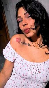 brenda_smile33 Public Pic 2