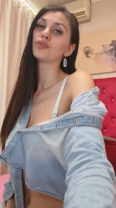 LucyBook's XXX Nude Photo 1