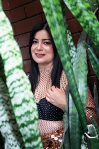 Deepselena8のBeauty in blackの 3枚の写真