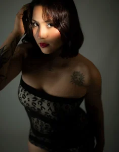 dyvis_22 Passion and love for you 🔥🍑 টি ছবি