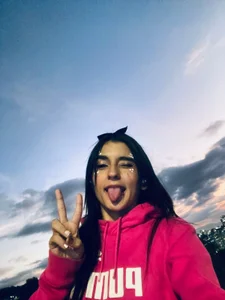 in the street, relaxed🫣🏙️❣️ od MiaTaylorSweet  snímek